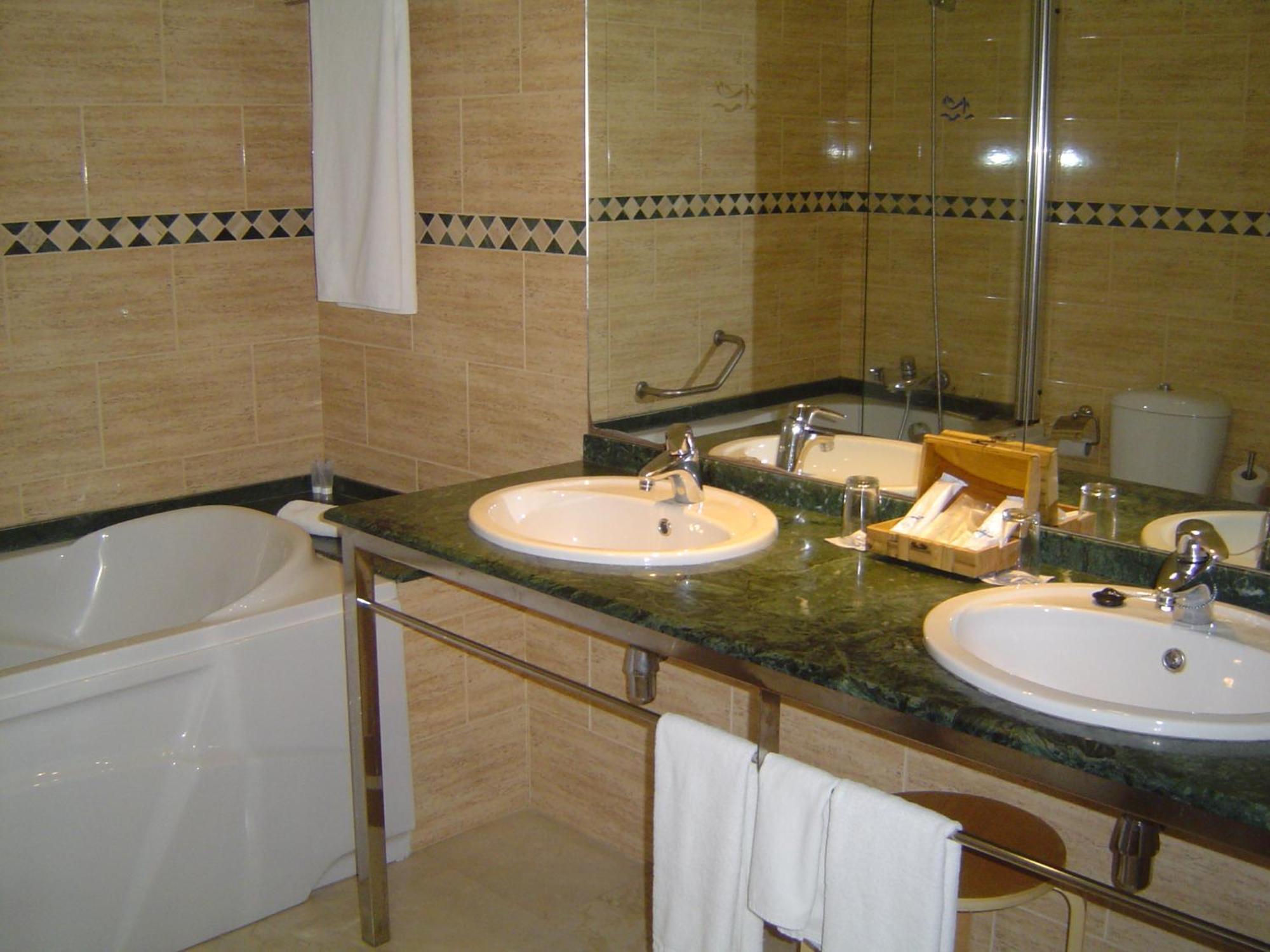 ל'אמפולה Hotel Flamingo מראה חיצוני תמונה